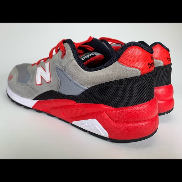 New Balance Men MRT580SR Mecha (gray/red) Size 11 - Picture 7 of 11